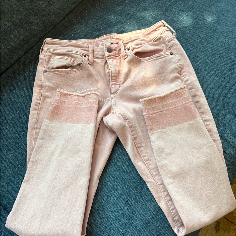 Universal Thread Light Pink Straight Leg Jeans